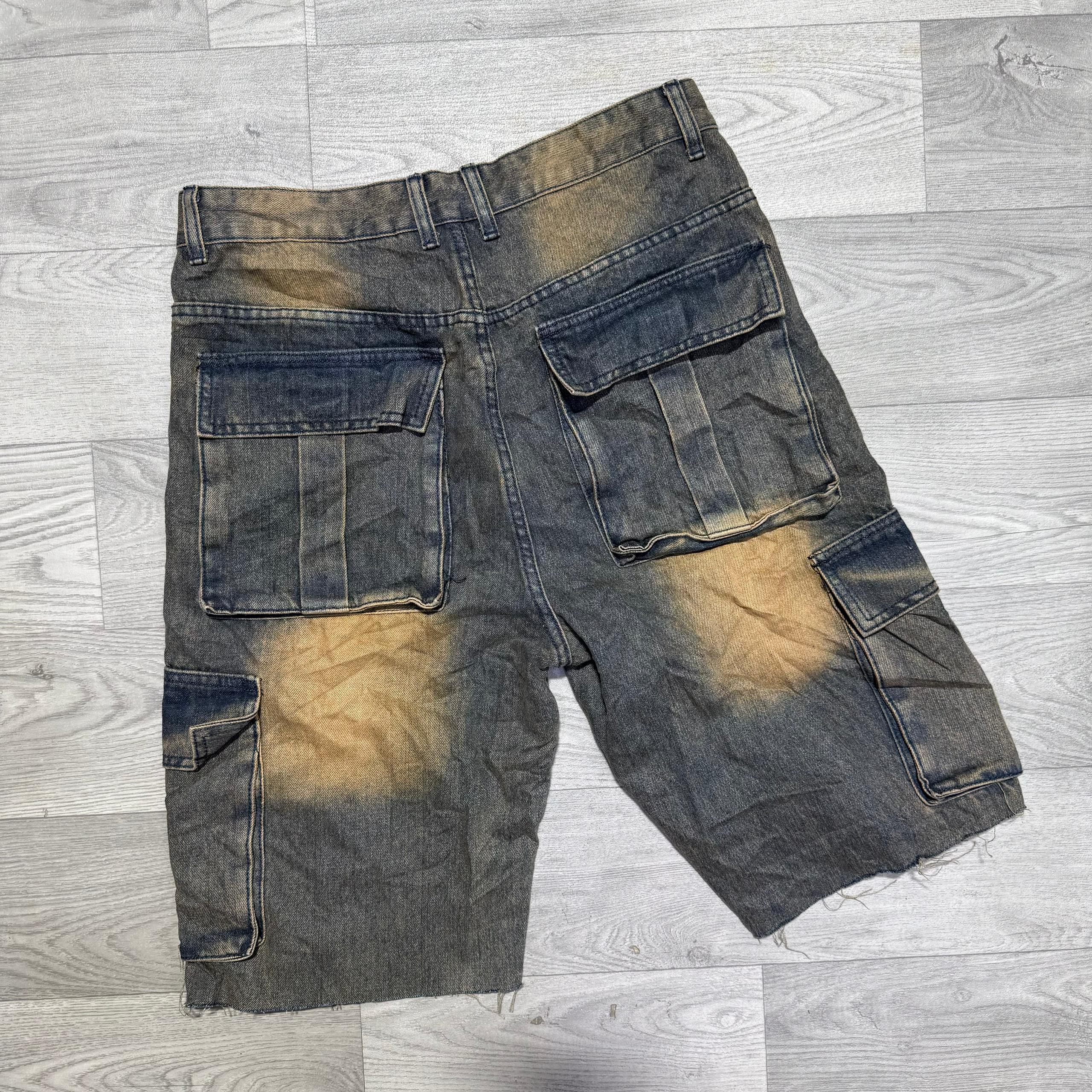 Cargo short